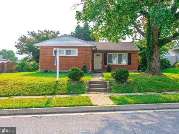 8615 MIDI AVENUE , PARKVILLE, MD 21234