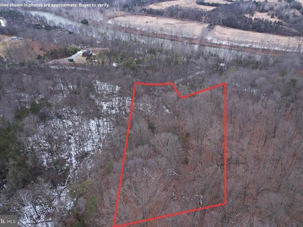 480 BEYLORS FERRY ROAD , RILEYVILLE, VA 22650