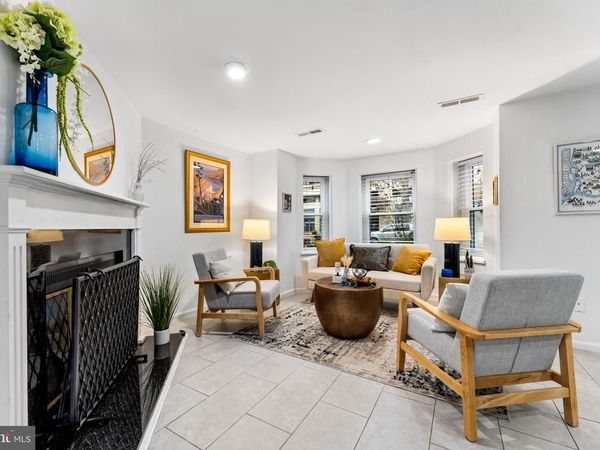 1124 25TH STREET NW, Unit T4, WASHINGTON, DC 20037