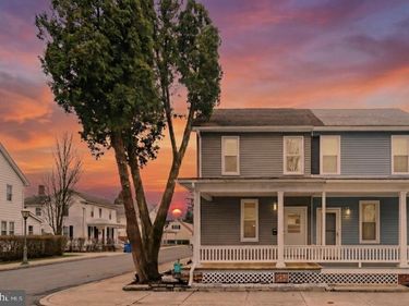 301 W 2ND STREET, HUMMELSTOWN, PA 17036