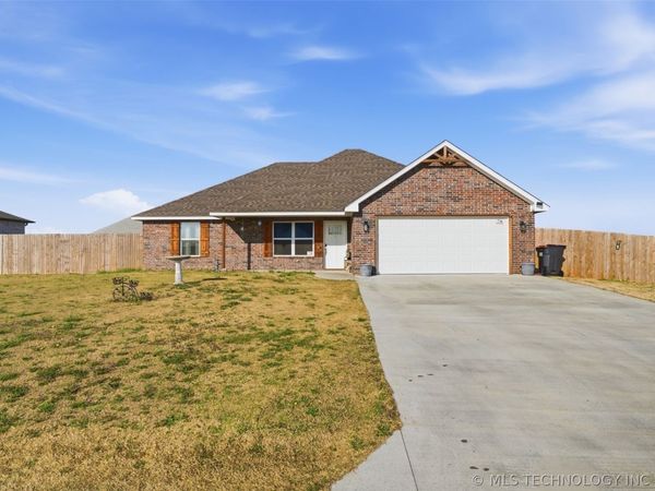 5912 Bluestem Way , Chelsea, OK 74016