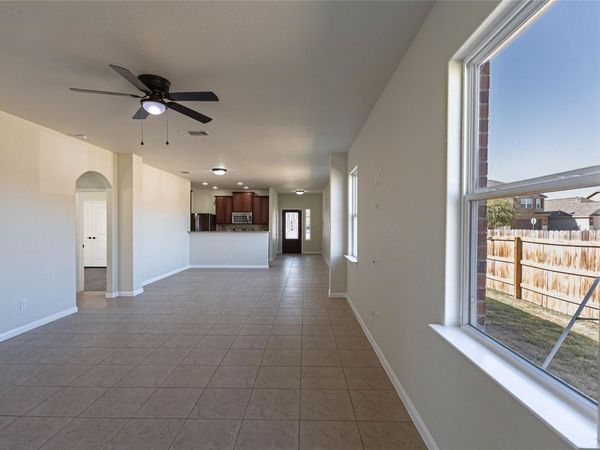 1601 Treeta TRL, Kyle, TX 78640