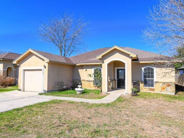 711 Sturgeon DR, San Marcos, TX 78666