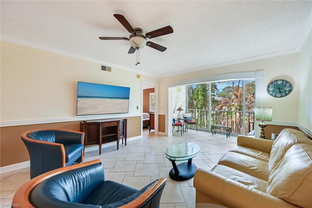 3032 Sandpiper Bay Cir, Unit G205, Naples, FL 34112 Photo