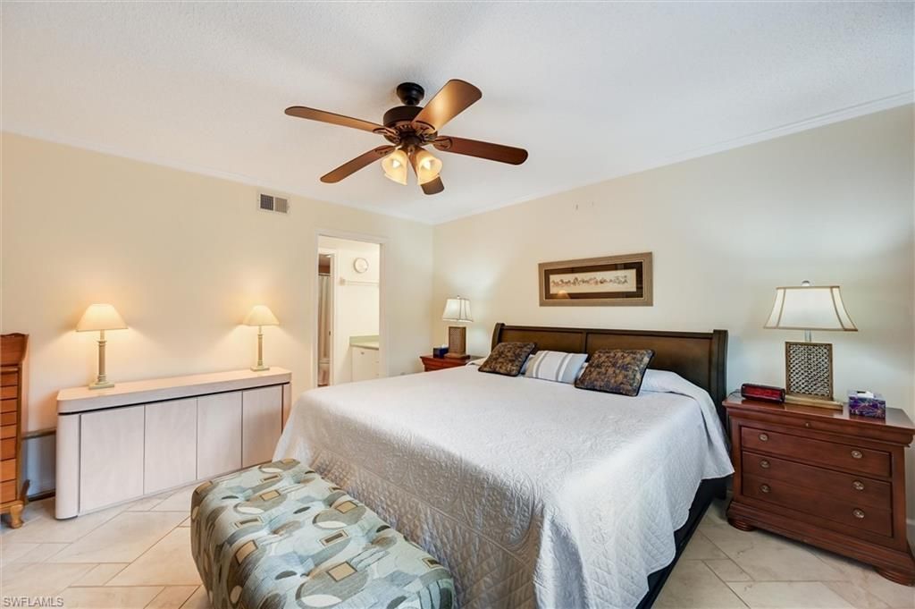 3032 Sandpiper Bay Cir, Unit G205, Naples, FL 34112 Photo