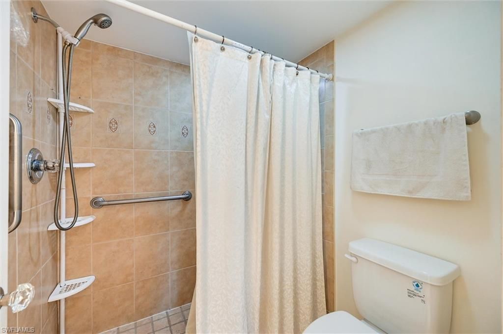 3032 Sandpiper Bay Cir, Unit G205, Naples, FL 34112 Photo