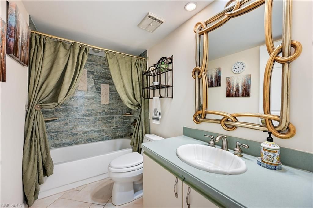 3032 Sandpiper Bay Cir, Unit G205, Naples, FL 34112 Photo