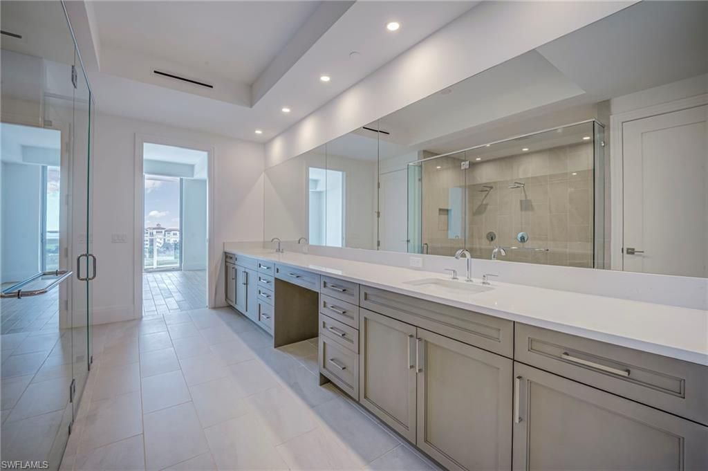 4810 Pelican Colony Blvd, Unit 704, Bonita Springs, FL 34134 Photo