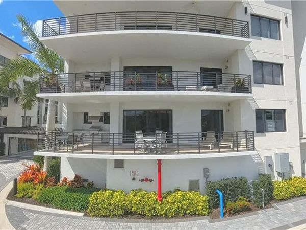 1125 Central AVE, Unit 279, NAPLES, Fl 34102