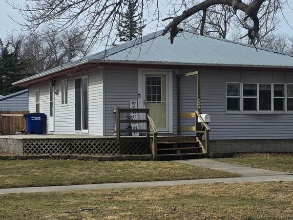 524 1st Avenue SE, Wells, MN 56097