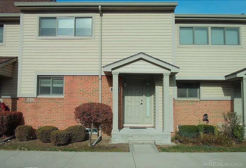 3733 Old Creek Road, Troy, MI 48084 Main Photo