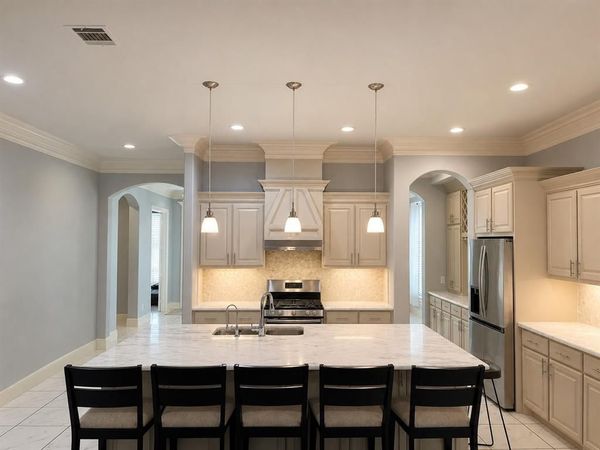 337 Lucille Street, Irving, TX 75060
