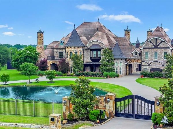 2601 Twelve Oaks Lane, Celina, TX 75078