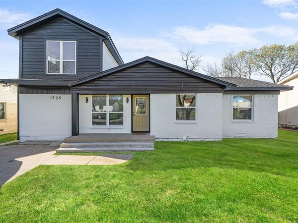 1725 Alta Vista Street, Mesquite, TX 75149