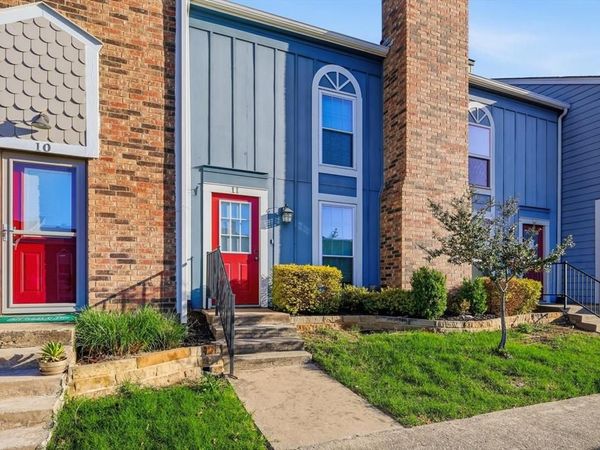 11 Abbey Road, Euless, TX 76039