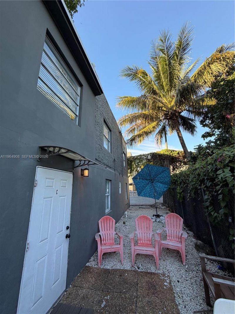 845 NW 3rd St, Unit C, Miami, FL 33128 Photo