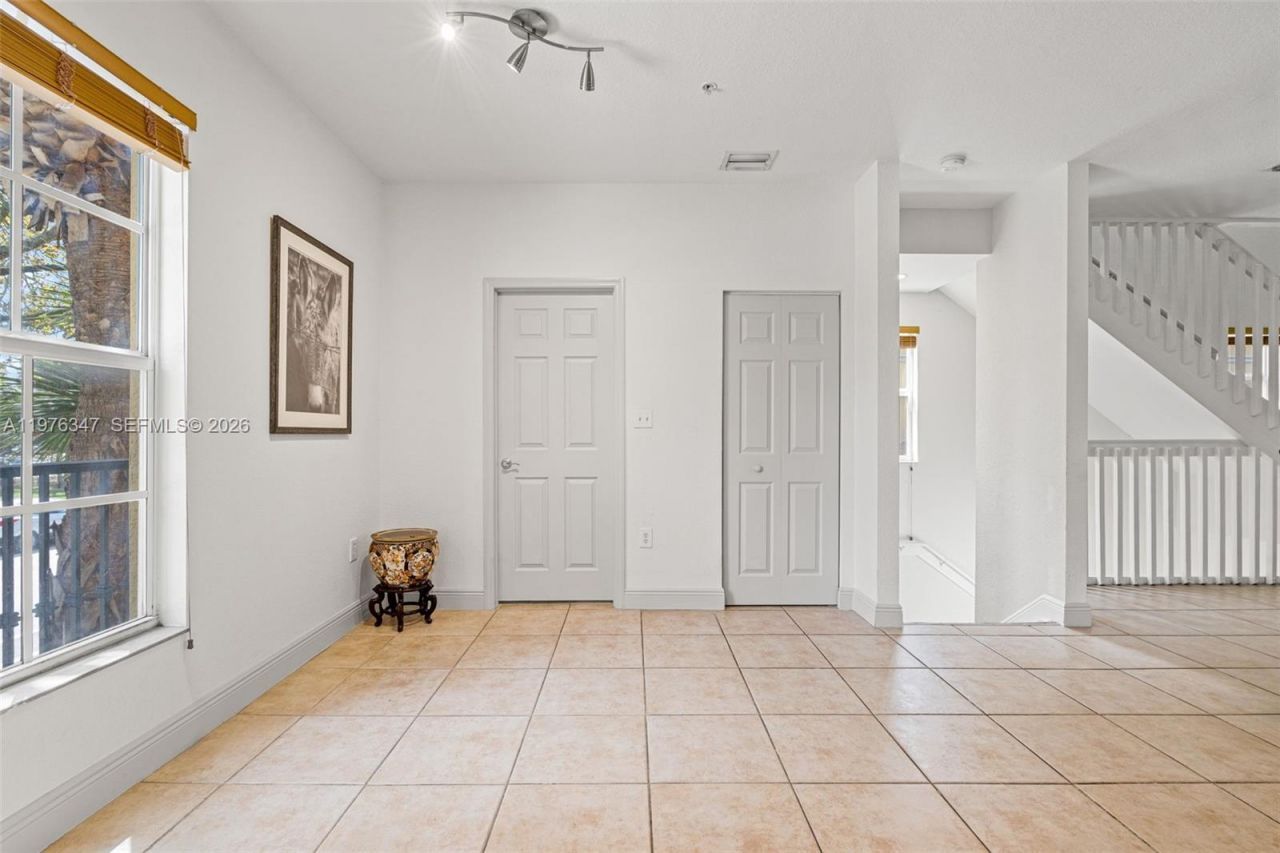 2540 SW 14th Ave , Unit 206, Fort Lauderdale, FL 33315 Photo