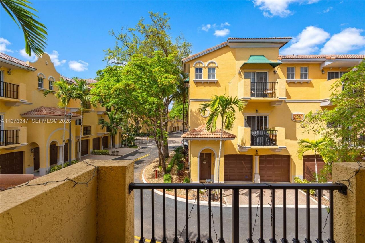 2540 SW 14th Ave , Unit 206, Fort Lauderdale, FL 33315 Photo