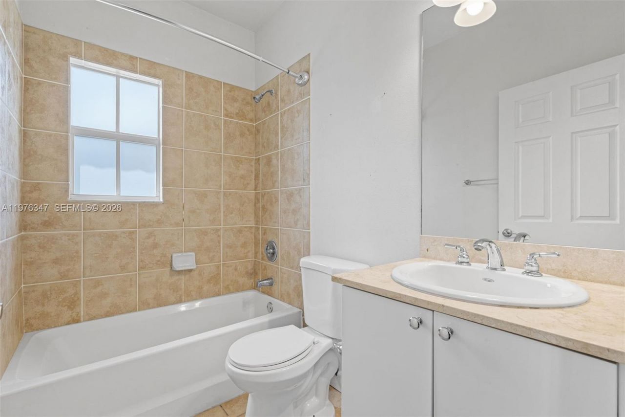 2540 SW 14th Ave , Unit 206, Fort Lauderdale, FL 33315 Photo