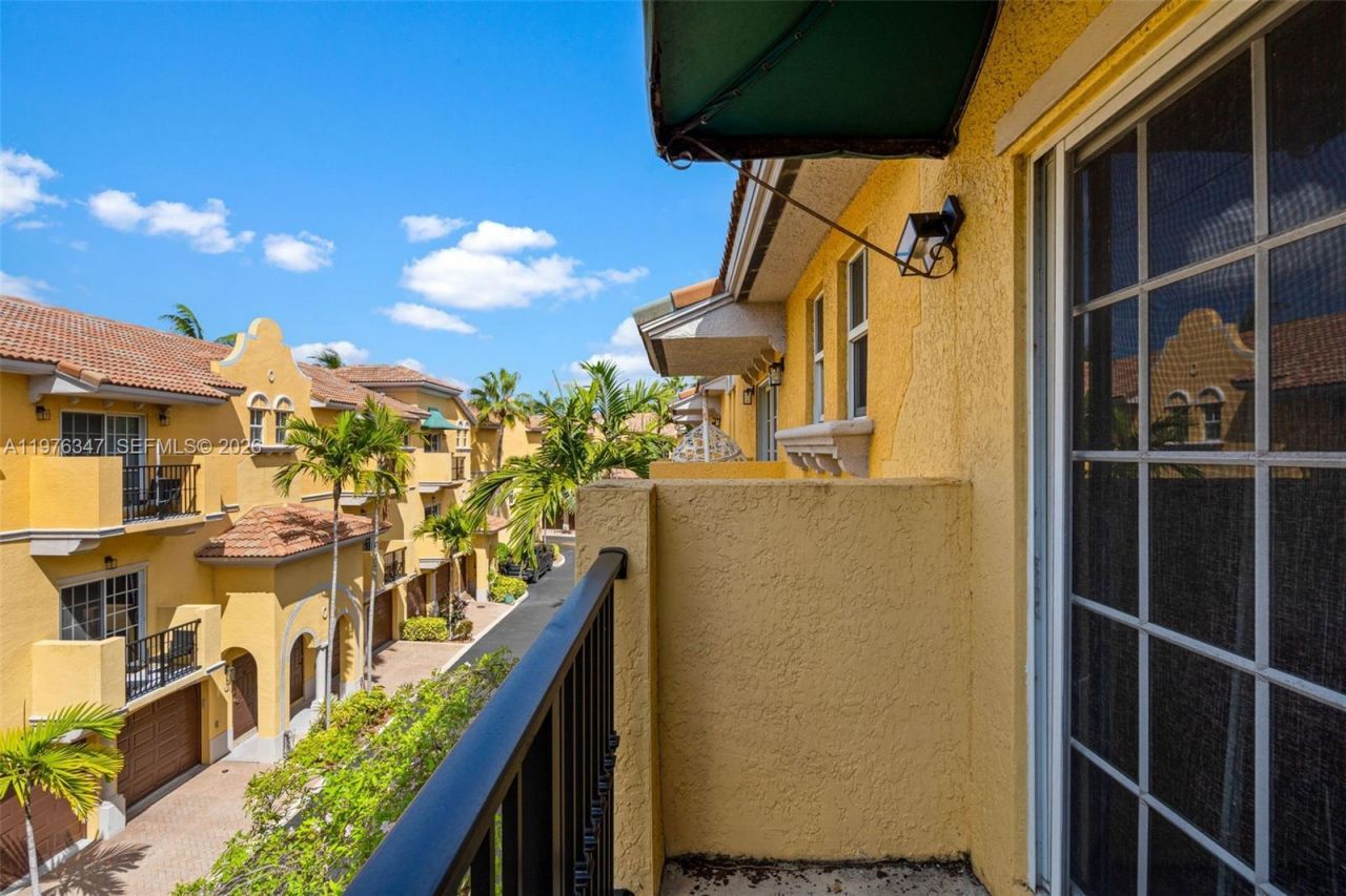 2540 SW 14th Ave , Unit 206, Fort Lauderdale, FL 33315 Photo