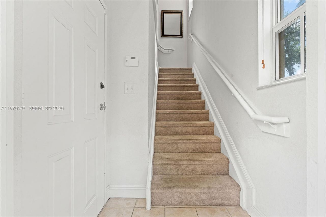 2540 SW 14th Ave , Unit 206, Fort Lauderdale, FL 33315 Photo