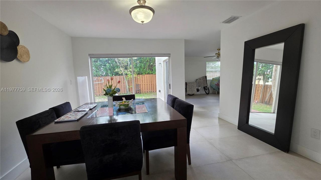 15856 SW 112th Ter, Miami, FL 33196 Photo