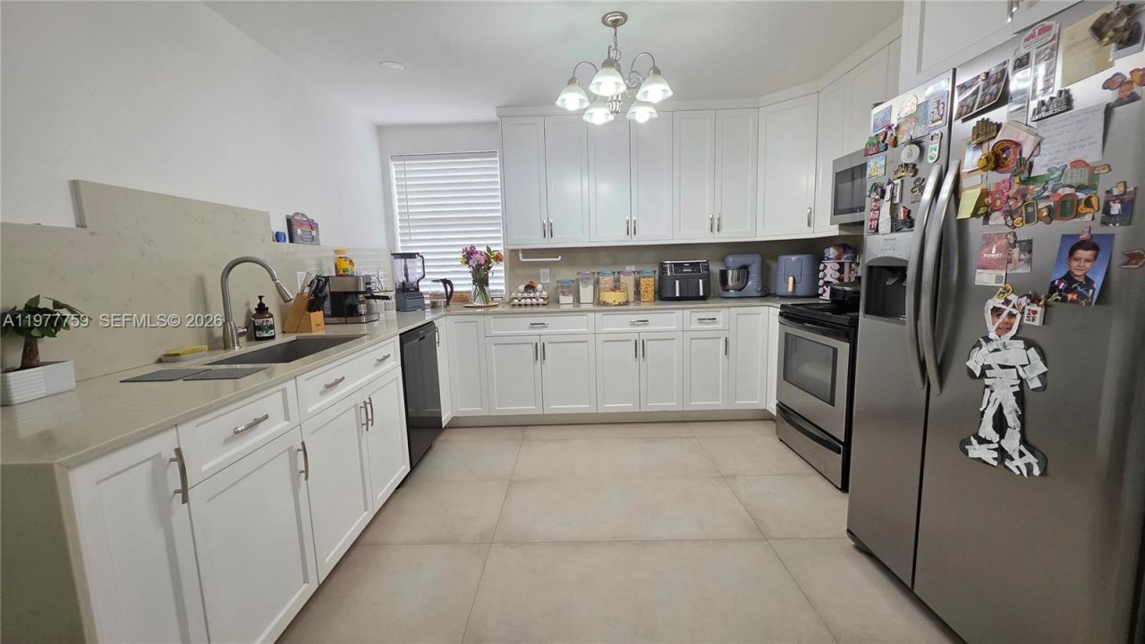 15856 SW 112th Ter, Miami, FL 33196 Photo