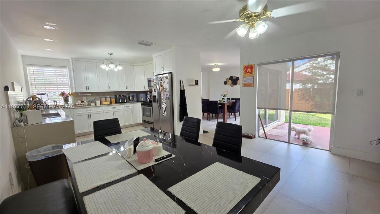 15856 SW 112th Ter, Miami, FL 33196 Photo