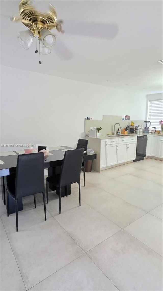 15856 SW 112th Ter, Miami, FL 33196 Photo