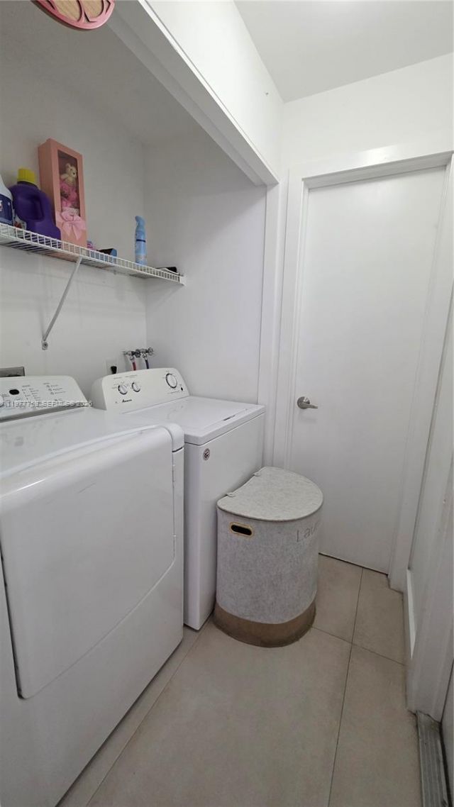 15856 SW 112th Ter, Miami, FL 33196 Photo