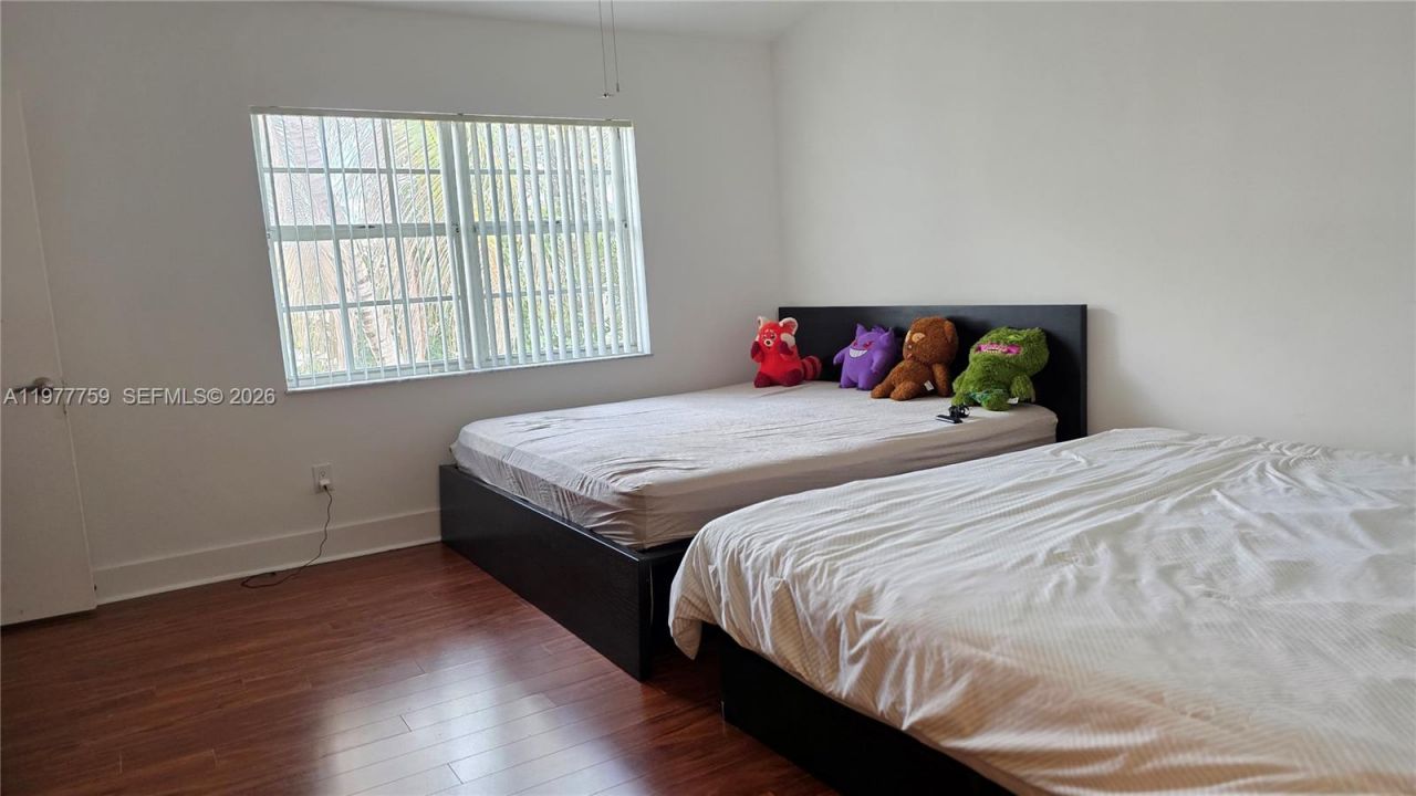 15856 SW 112th Ter, Miami, FL 33196 Photo