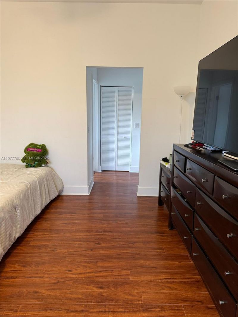 15856 SW 112th Ter, Miami, FL 33196 Photo