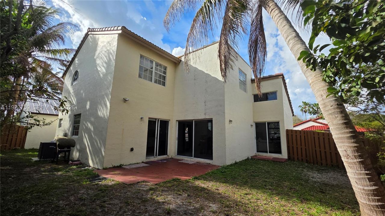 15856 SW 112th Ter, Miami, FL 33196 Photo