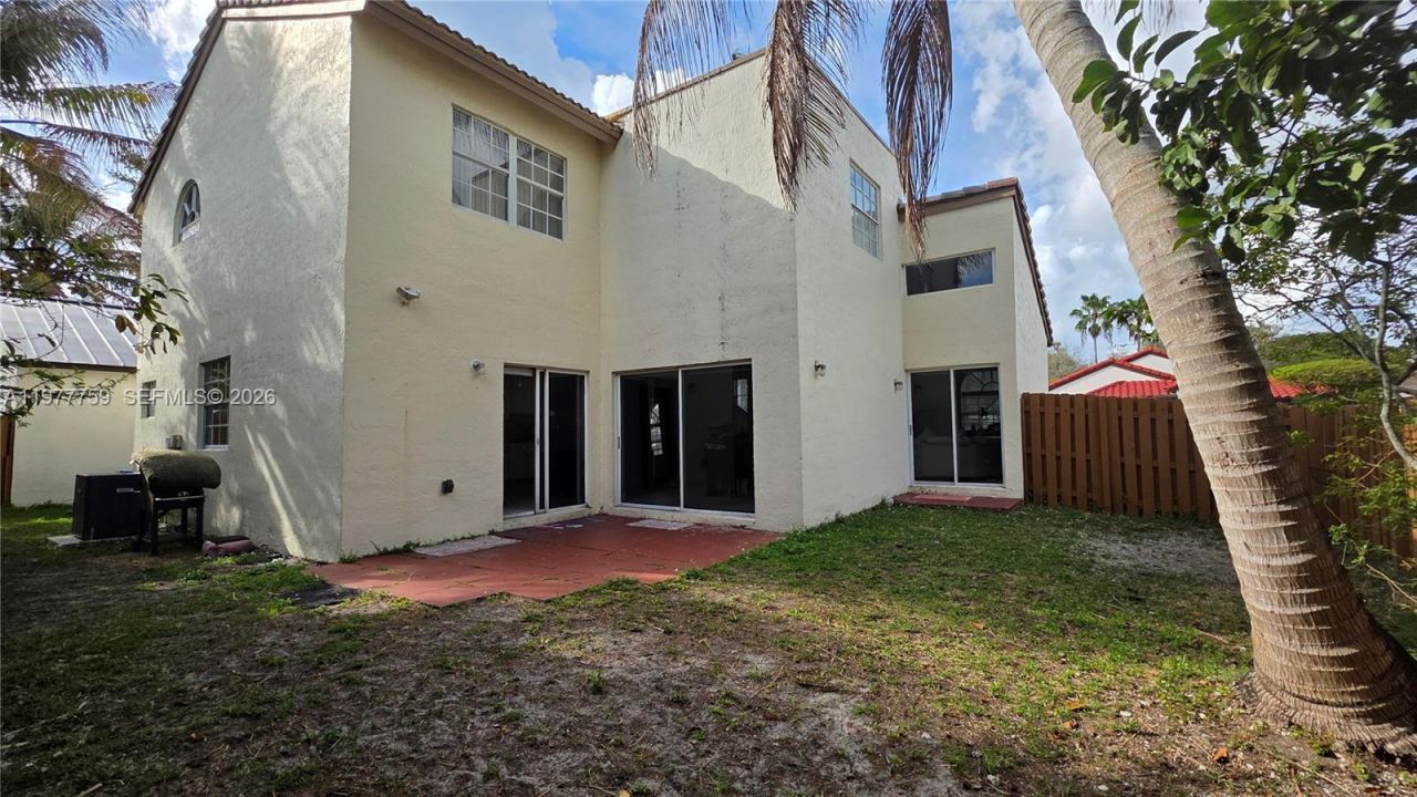 15856 SW 112th Ter, Miami, FL 33196 Photo