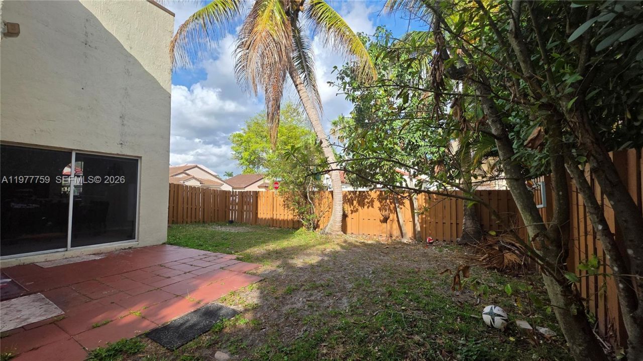 15856 SW 112th Ter, Miami, FL 33196 Photo