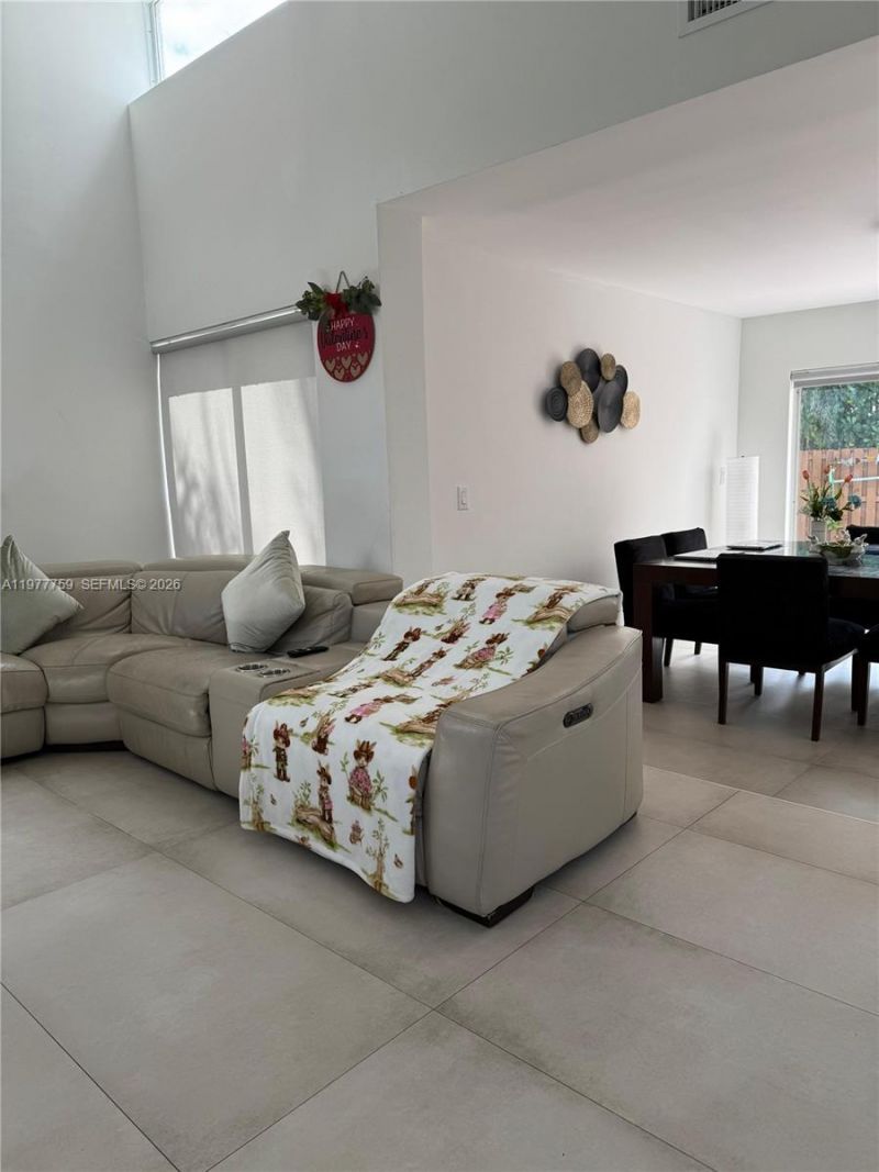 15856 SW 112th Ter, Miami, FL 33196 Photo