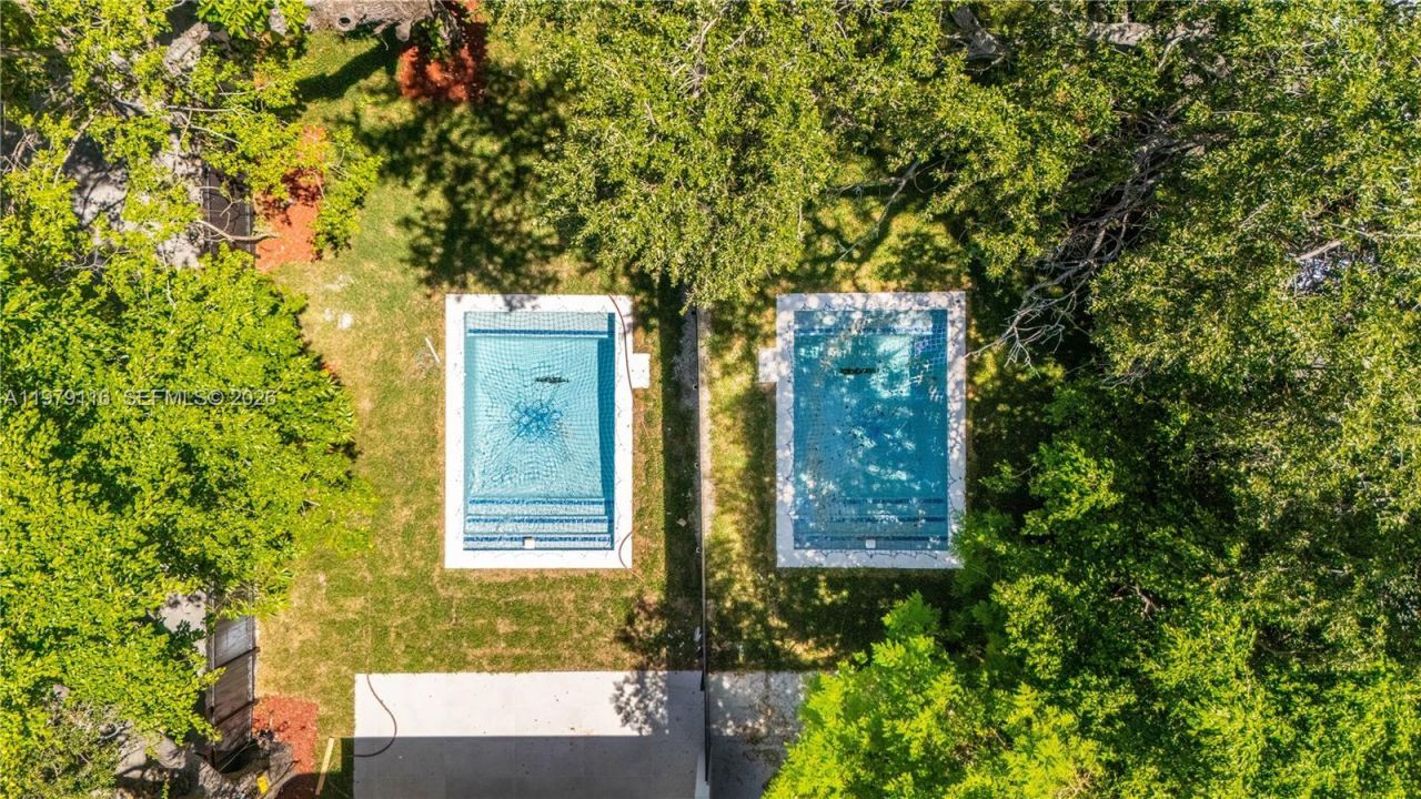 53 NW 52nd St, Miami, FL 33127 Photo