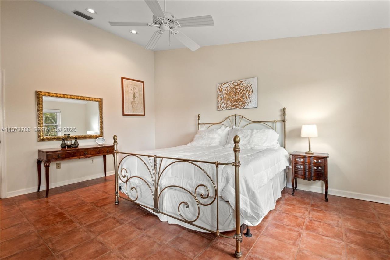 5692 Santiago Cir, Boca Raton, FL 33433 Photo