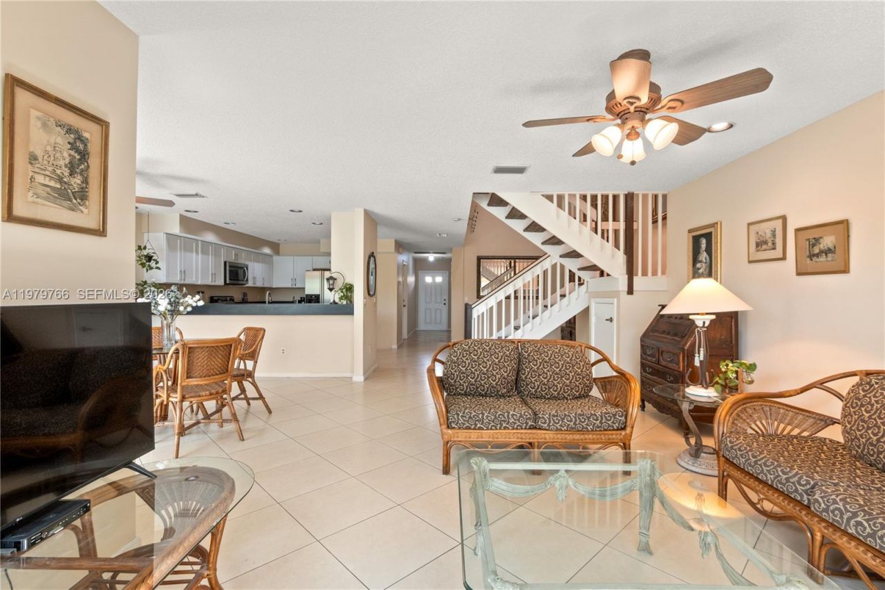 5692 Santiago Cir, Boca Raton, FL 33433 Photo