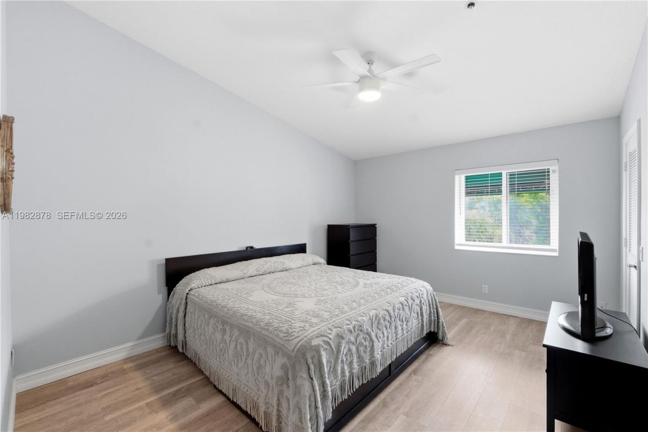 2445 NE 14th St, Unit 5-509, Pompano Beach, FL 33062 Photo