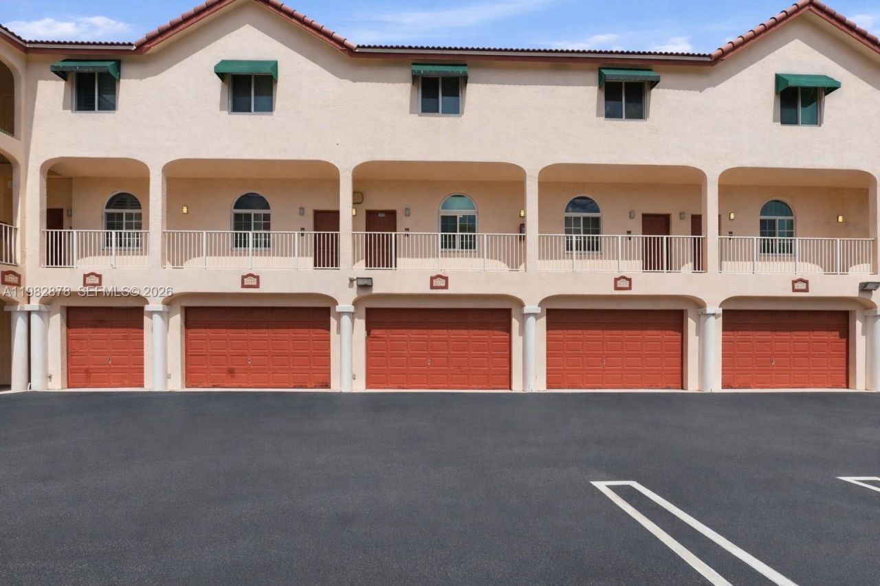 2445 NE 14th St, Unit 5-509, Pompano Beach, FL 33062 Photo