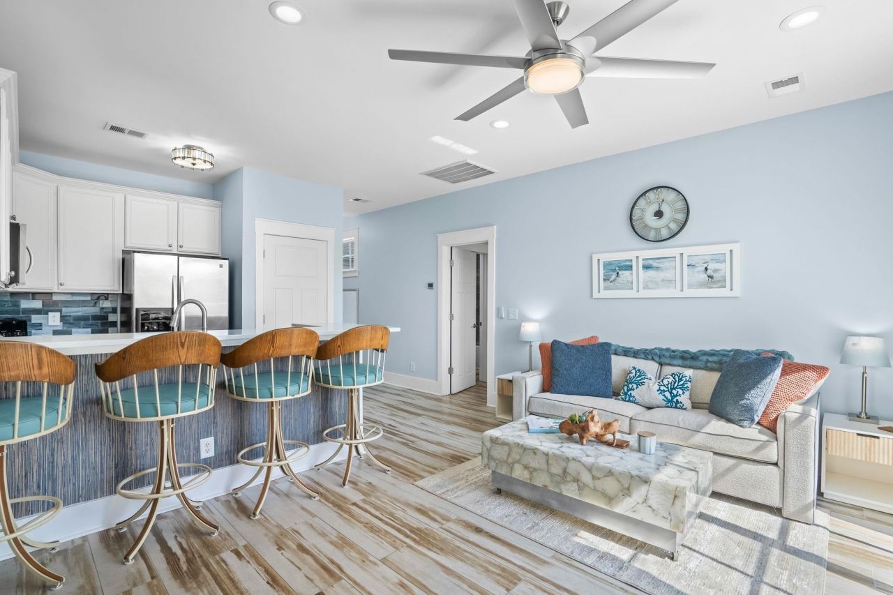 709 Madiera Dr. Photo 8