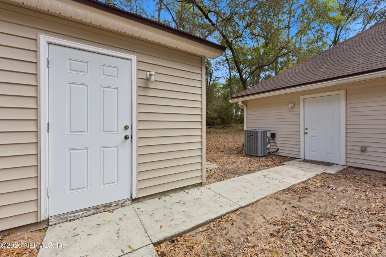 6911 Tonga Drive Drive, Jacksonville, FL 32216 Photo