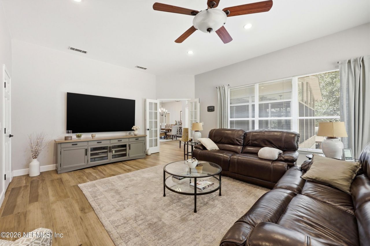 6911 Tonga Drive Drive, Jacksonville, FL 32216 Photo