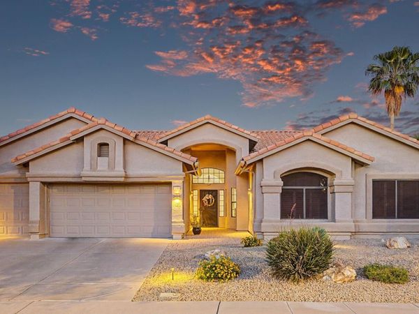3943 N SANTIAGO, Mesa, AZ 85215