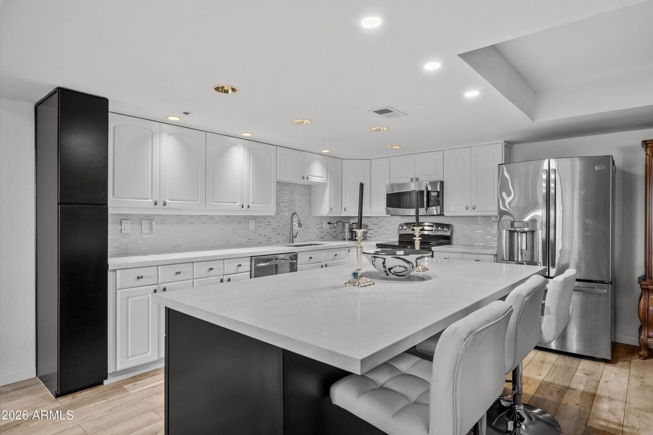 7970 E Camelback Road, Unit 306, Scottsdale, AZ 85251 Main Photo