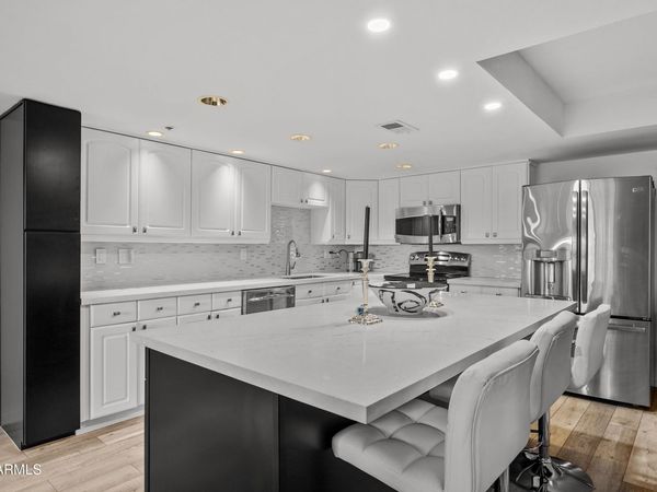 7970 E CAMELBACK Road, Unit 306, Scottsdale, AZ 85251