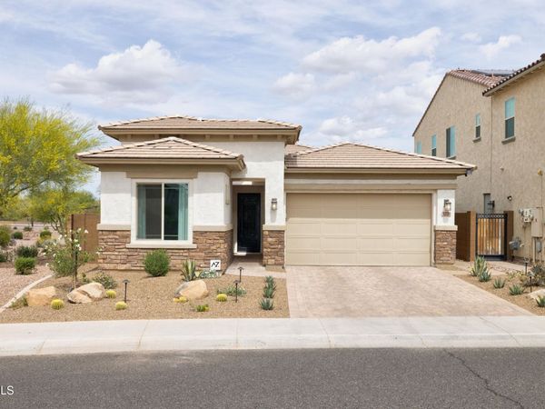 3276 E LOS GATOS Drive, Phoenix, AZ 85050