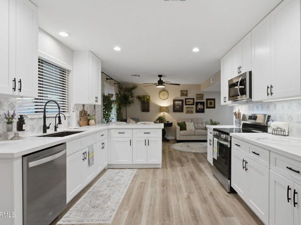 12618 W PAINTBRUSH Drive, Sun City West, AZ 85375