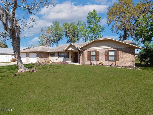 627 Ipswich Lane, Port Orange, FL 32127